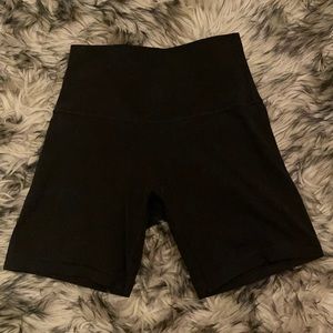 Lululemon Align 6” shorts